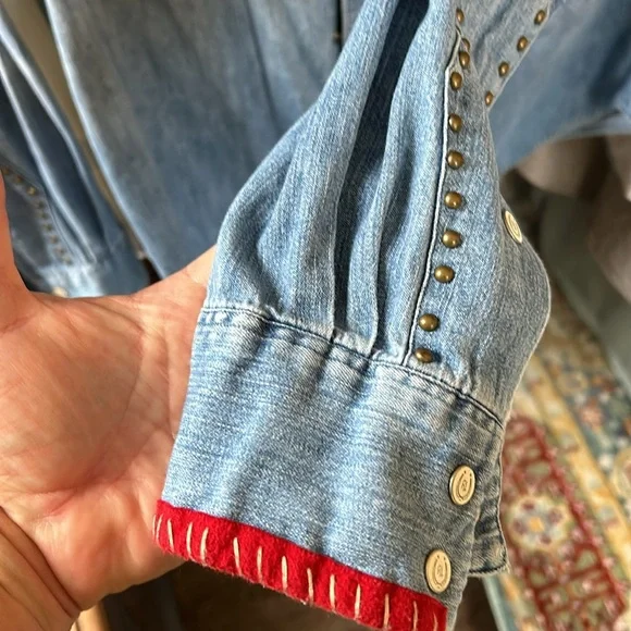 POLO Ralph Lauren Men’s denim long sleeve western shirt. - Picture 10 of 10